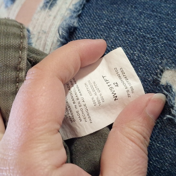 Wrangler shorts - Picture 3 of 4